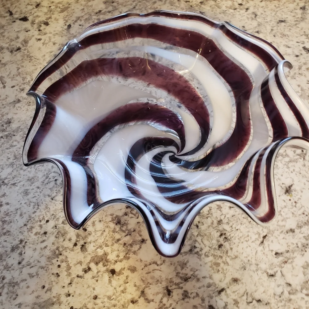 Candy dish, serving dish hand-blown  pure and white